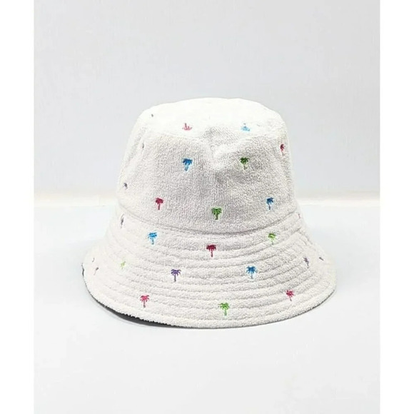 Jocelyn Women\'s The Palm Beach Bucket Hat in White O/S (MSRP $75)